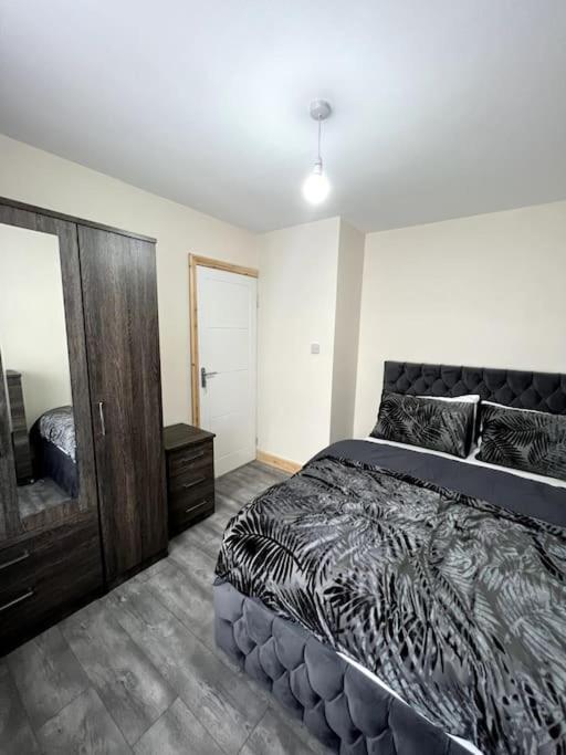 Luxury 3 Bed 3 Bedroom House Harborne Birmingham Exterior photo